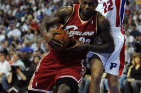 莎拉波娃关键节点绝杀，公牛带队取胜！的简单介绍