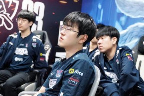 包含Scout新星挺进下一轮表现惊艳，C9未来可期！的词条