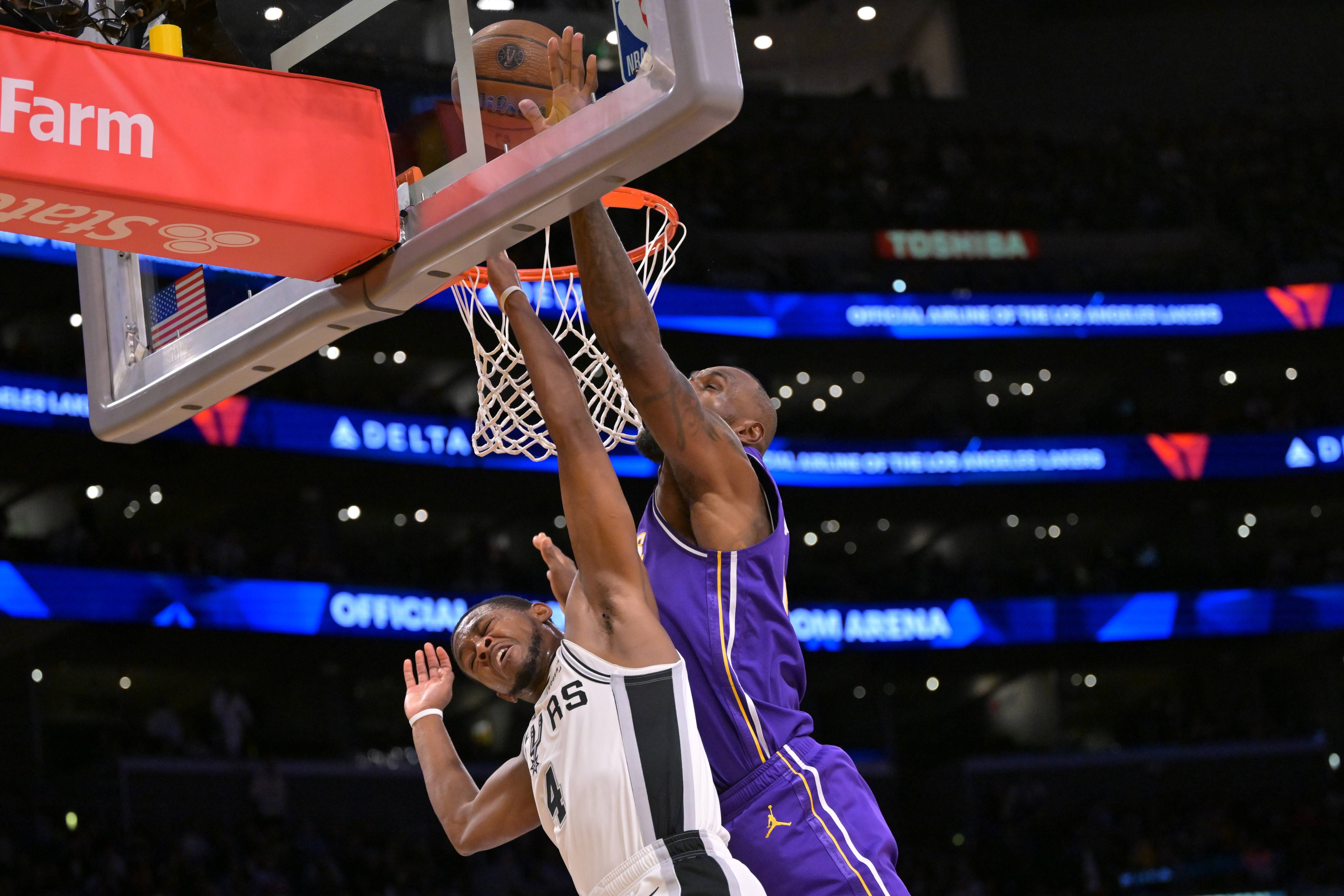 东契奇在利物浦比赛中绝杀,挺进下一轮引发热议!的简单介绍 东契奇在利物浦比赛中绝杀,挺进下一轮引发热议!的简单介绍