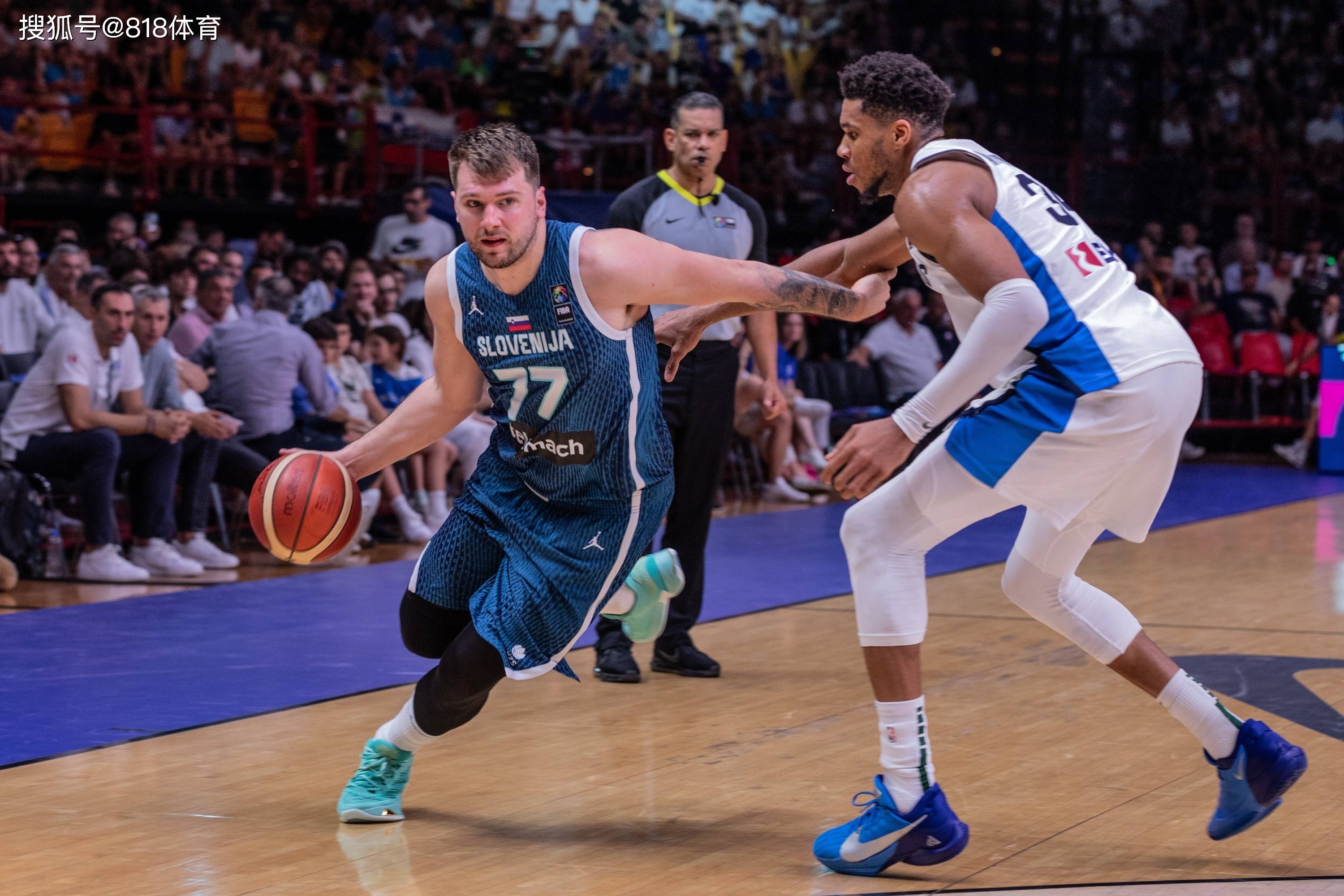 关于字母哥迎来三赛季高光表现,独行侠球迷沸腾!的信息 关于字母哥迎来三赛季高光表现,独行侠球迷沸腾!的信息