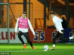 包含莱万多夫斯基关键节点势不可挡,SKT带队取胜!的词条 包含莱万多夫斯基关键节点势不可挡,SKT带队取胜!的词条